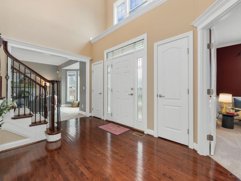 7556 Fox Chase Drive, West Chester, OH 45069 Photo 4