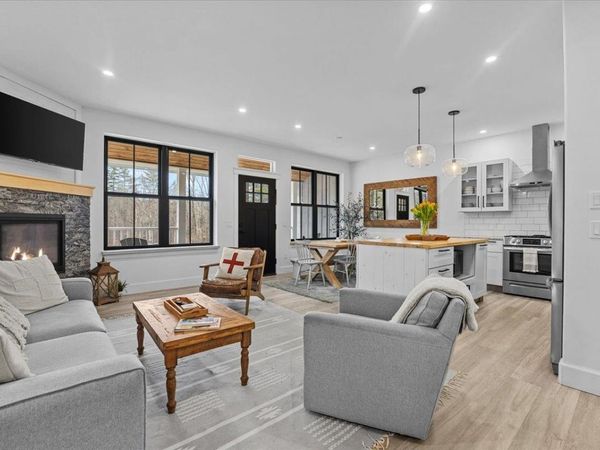 98 Hill Street, Unit #5, Stowe, VT 05672