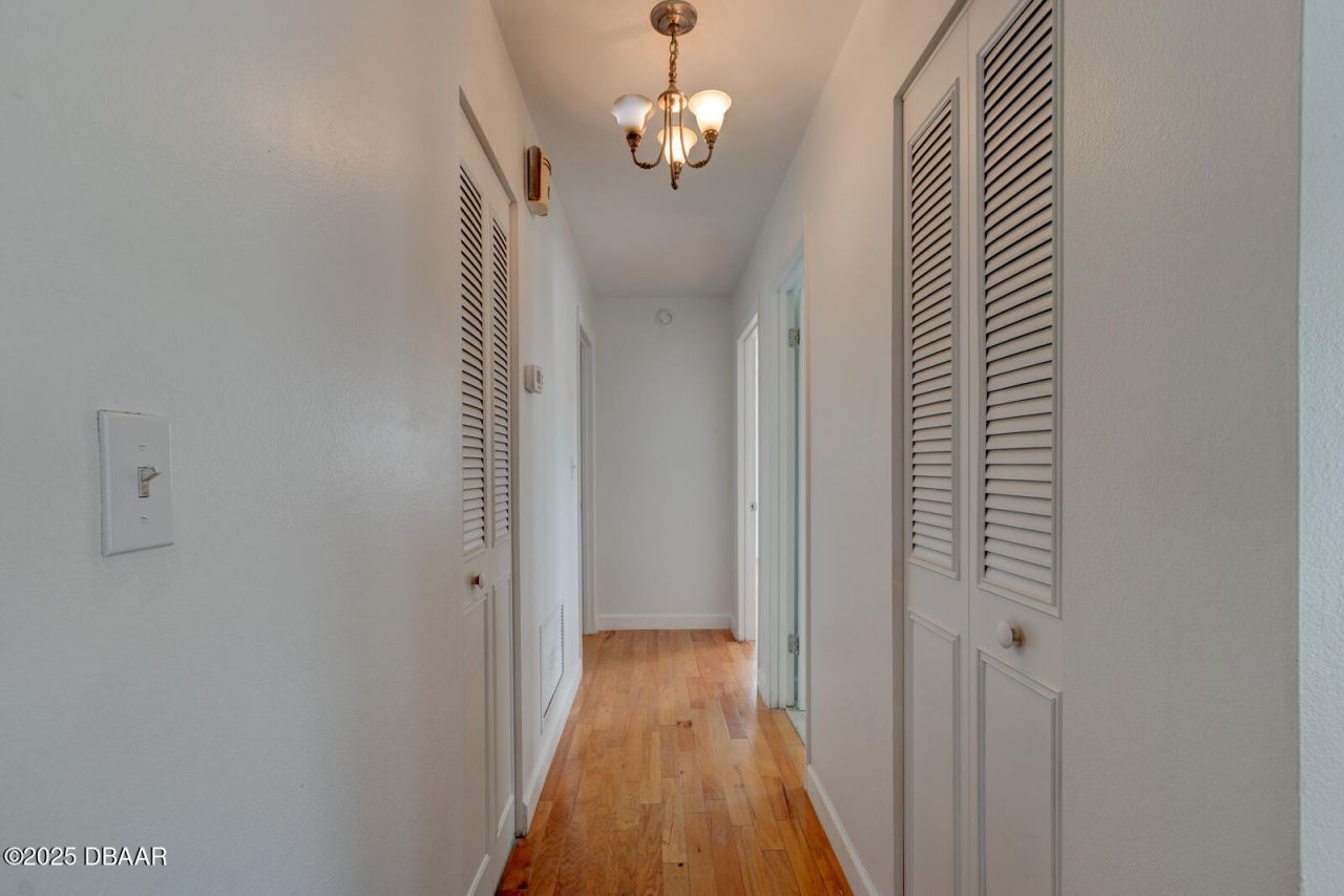 922 Locust Street, New Smyrna Beach, FL 32169 Photo