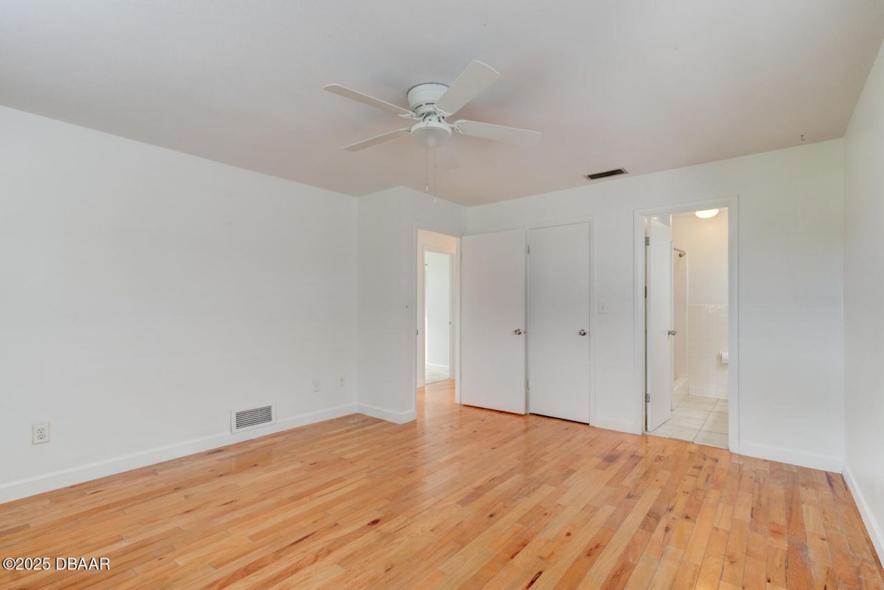 922 Locust Street, New Smyrna Beach, FL 32169 Photo