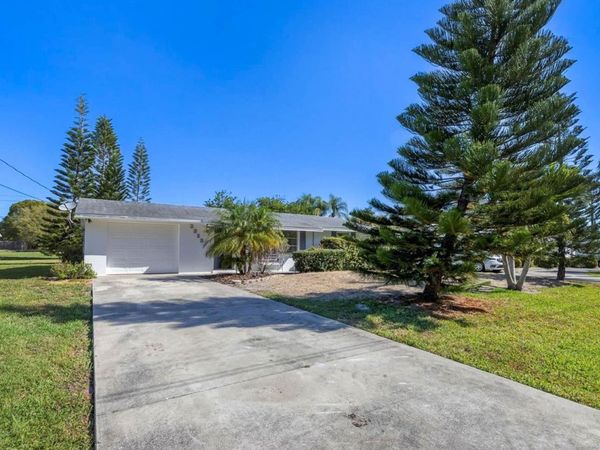 2323 DOUD STREET, SARASOTA, FL 34231