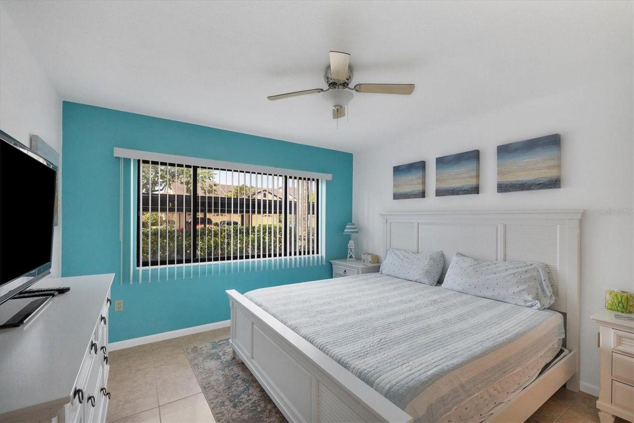 5669 Ashton Lake Drive, Unit 1, Sarasota, FL 34231 Photo