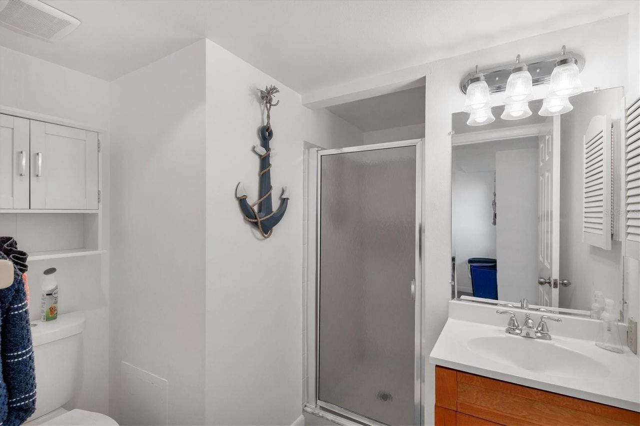 5669 Ashton Lake Drive, Unit 1, Sarasota, FL 34231 Photo
