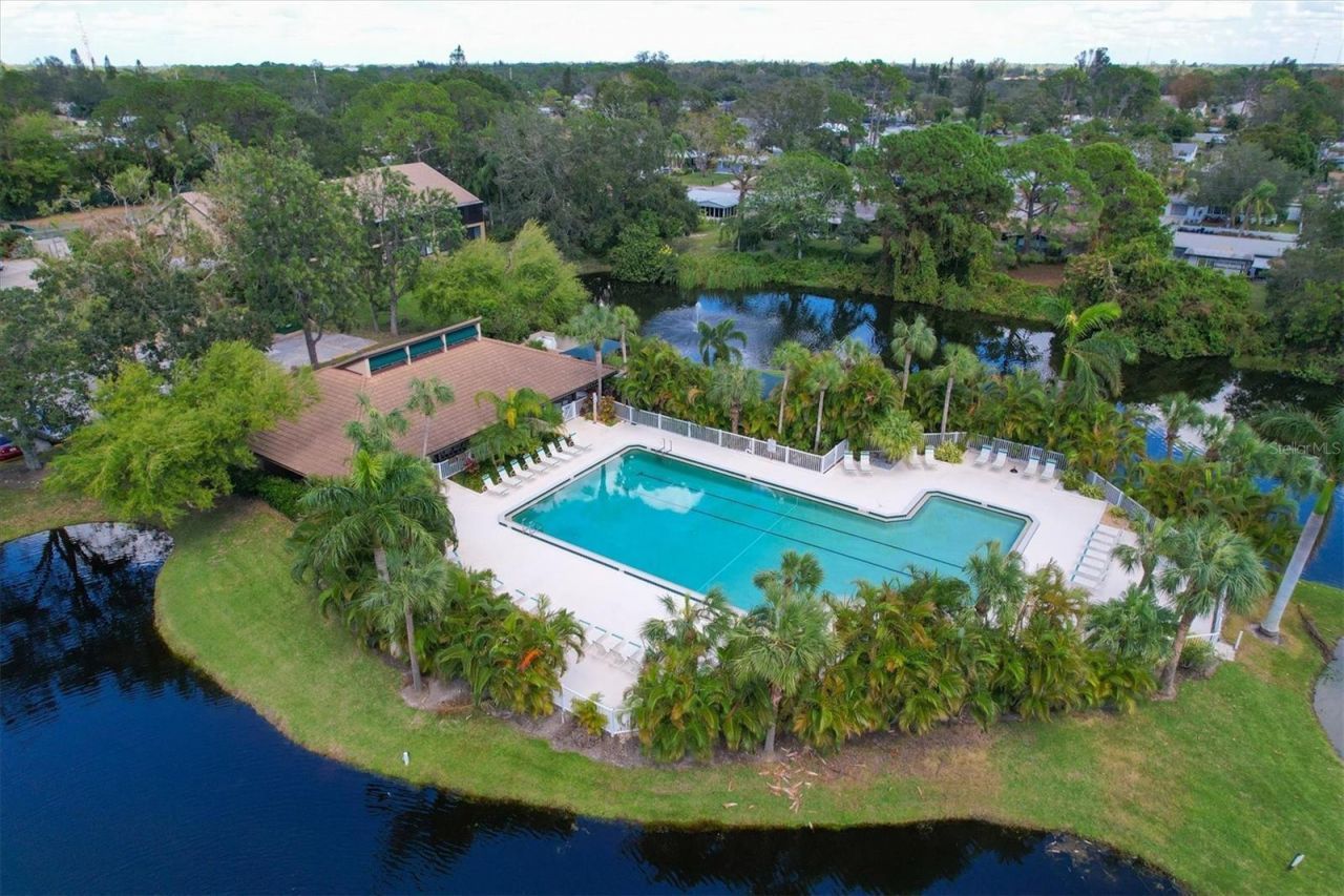5669 Ashton Lake Drive, Unit 1, Sarasota, FL 34231 Photo