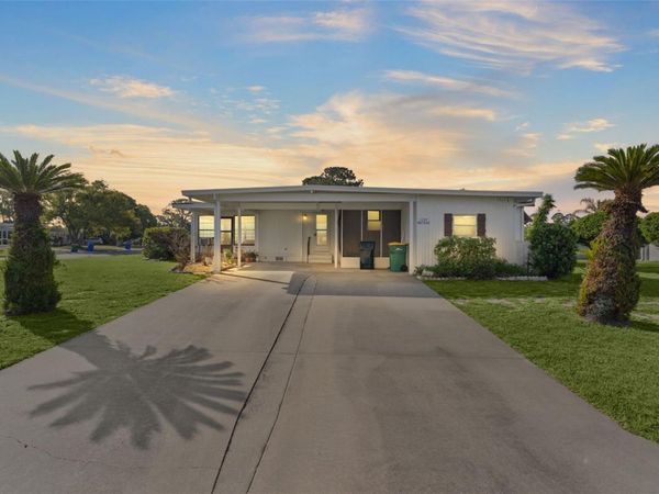 1227 NASSAU CIRCLE, TAVARES, FL 32778