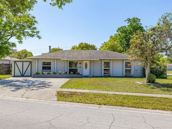 501 CATWOOD DRIVE , OCOEE, FL 34761