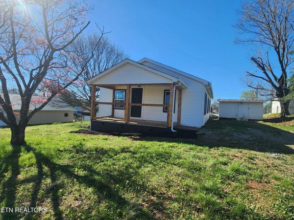 509 Childress Ave, Sweetwater, TN 37874