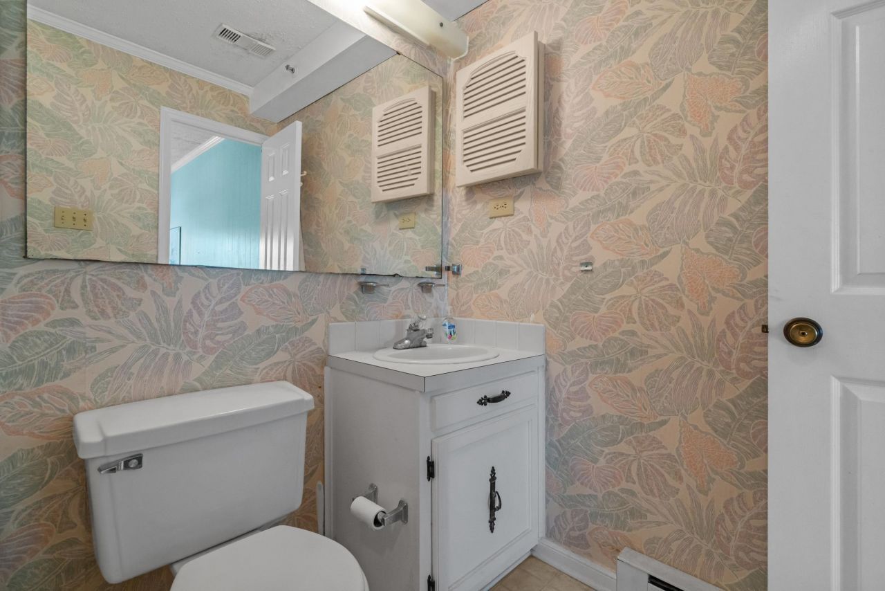 720 N Waccamaw Dr.  Photo 17