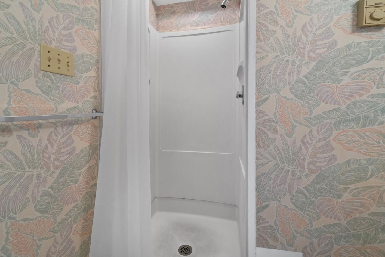 720 N Waccamaw Dr.  Photo 18