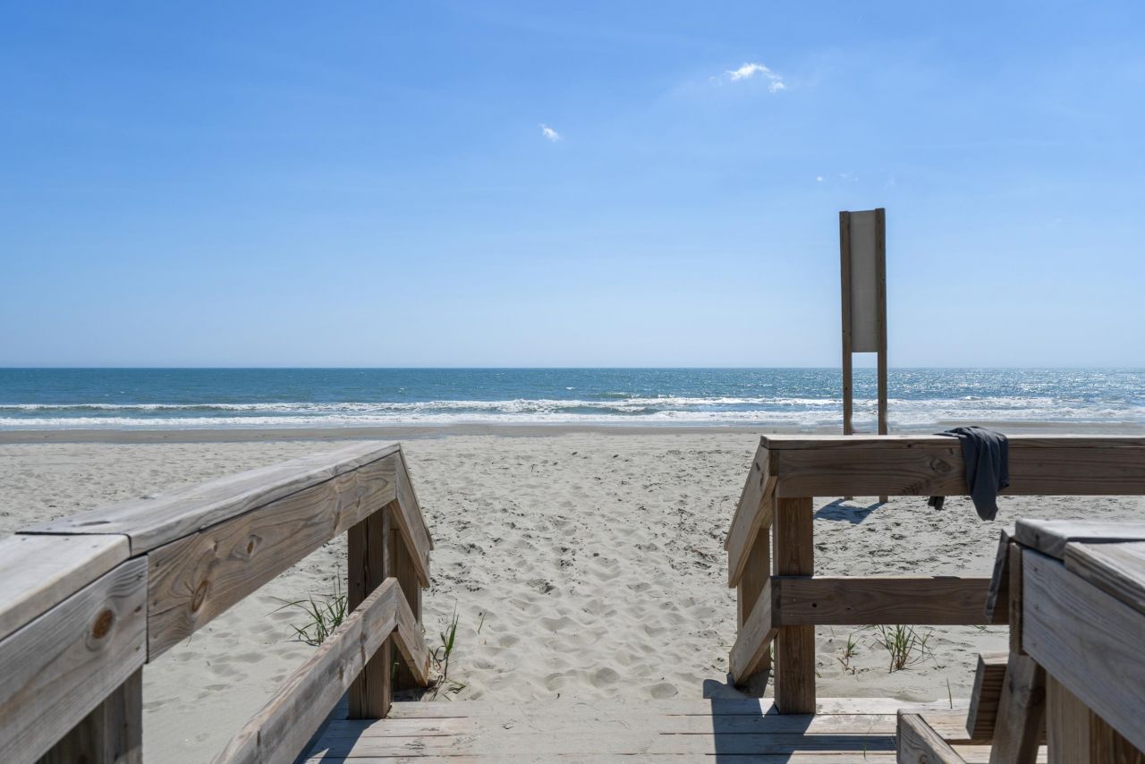 720 N Waccamaw Dr.  Photo 27