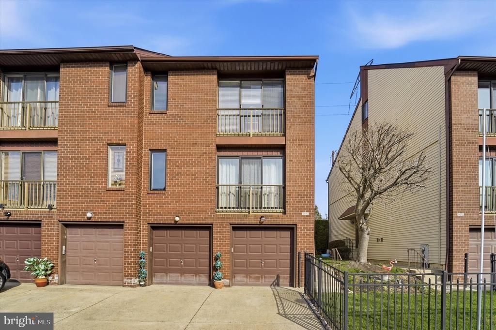 9510 James Street, Unit B, Philadelphia, PA 19114 Main Photo