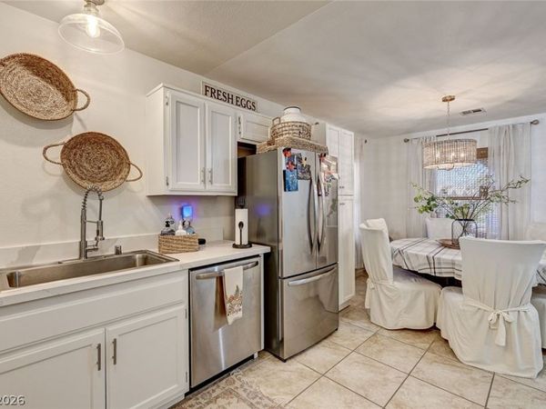 216 Yardarm Way, Las Vegas, NV 89145