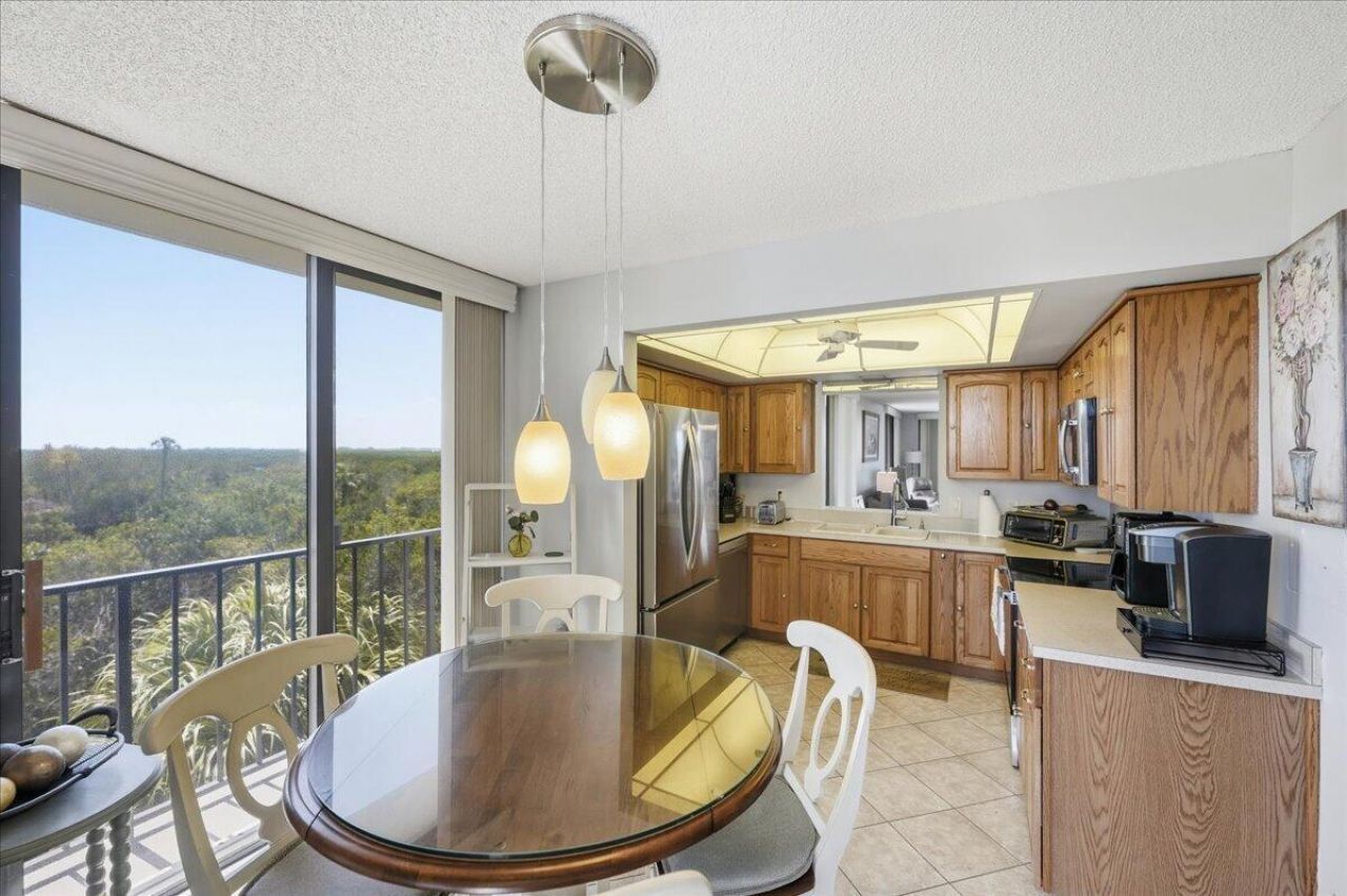 5059 N Hwy A1a, Unit 401, Hutchinson Island, FL 34949 Photo