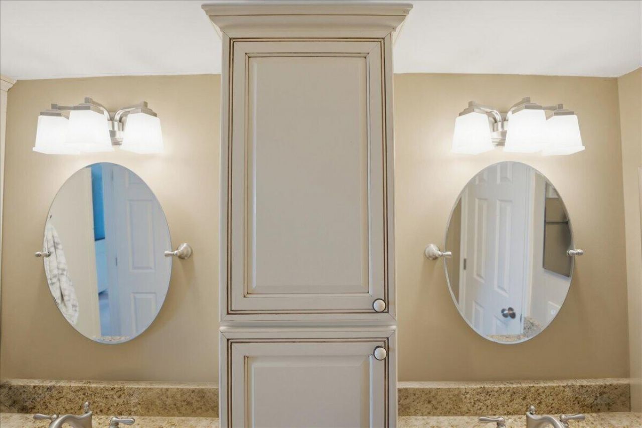 5059 N Hwy A1a, Unit 401, Hutchinson Island, FL 34949 Photo