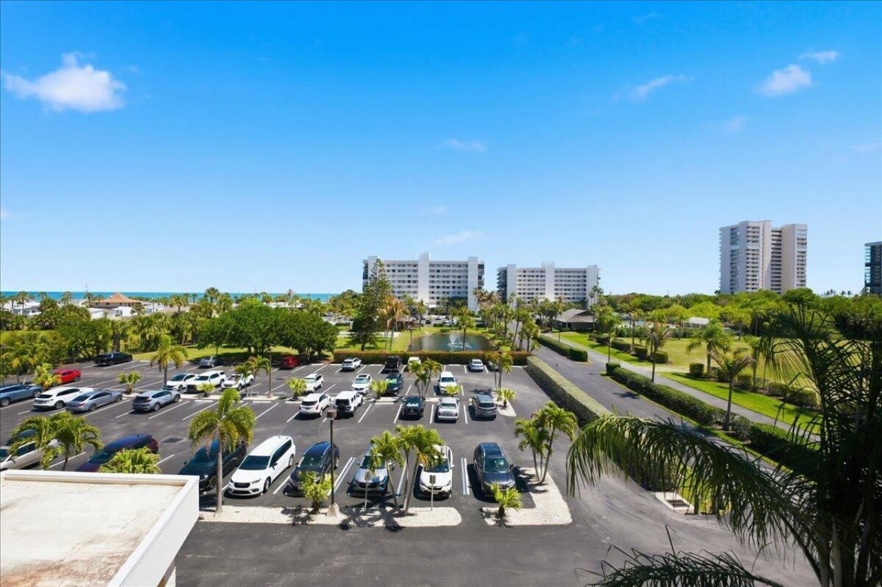 5059 N Hwy A1a, Unit 401, Hutchinson Island, FL 34949 Photo