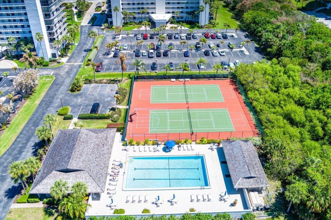 5059 N Hwy A1a, Unit 401, Hutchinson Island, FL 34949 Photo