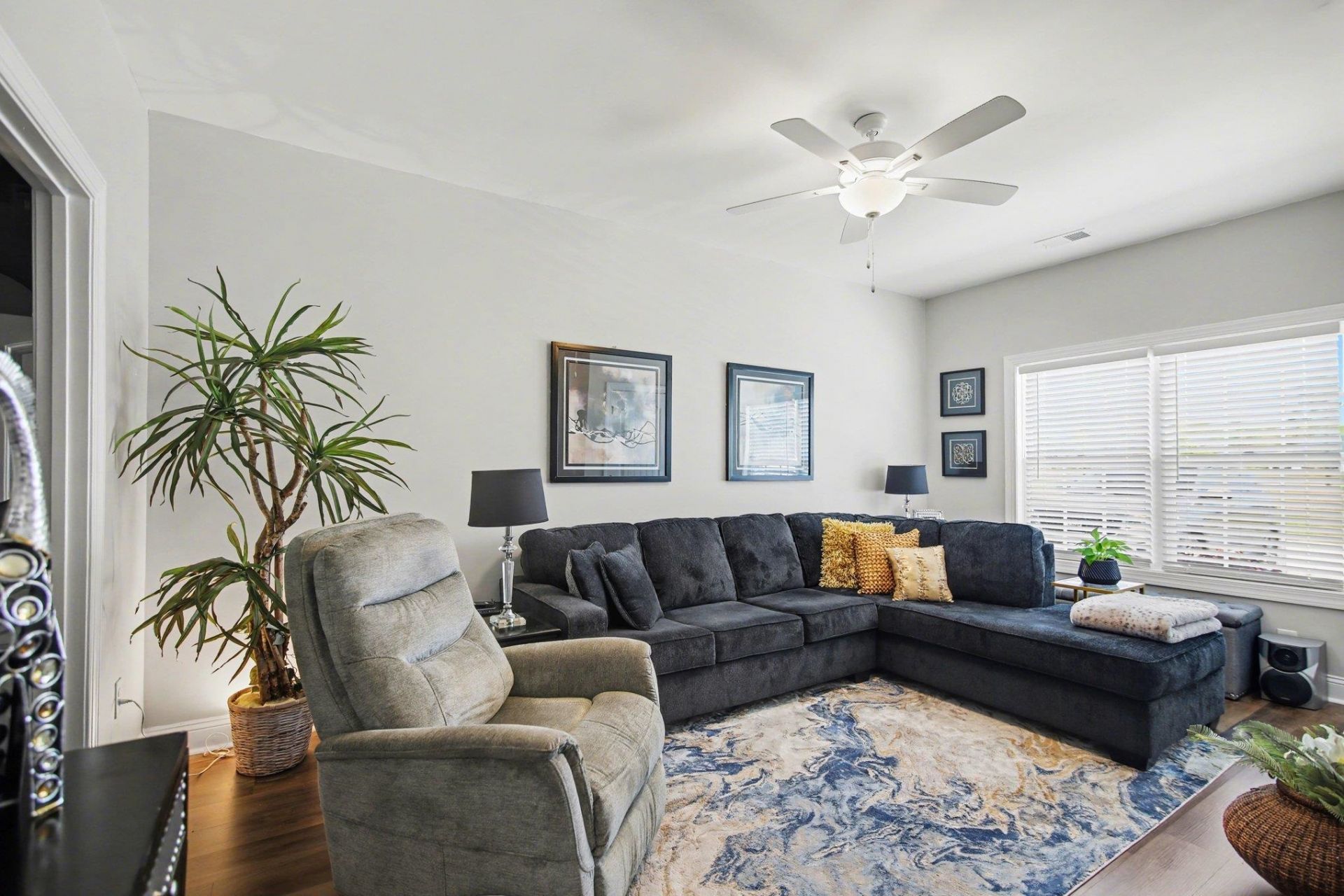 120 Kingsbury Loop Photo 4