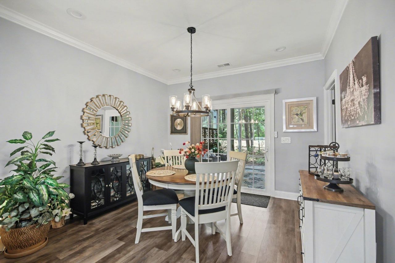 120 Kingsbury Loop Photo 8