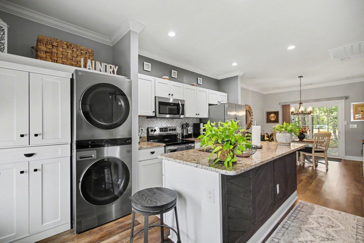 120 Kingsbury Loop Photo 9