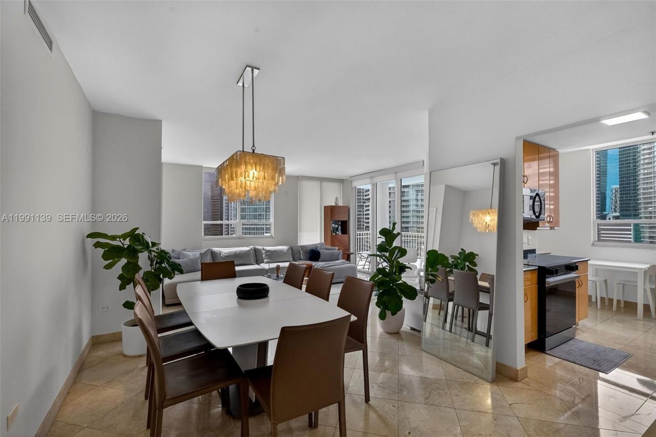 801 Brickell Key Blvd , Unit 2502, Miami, FL 33131 Photo