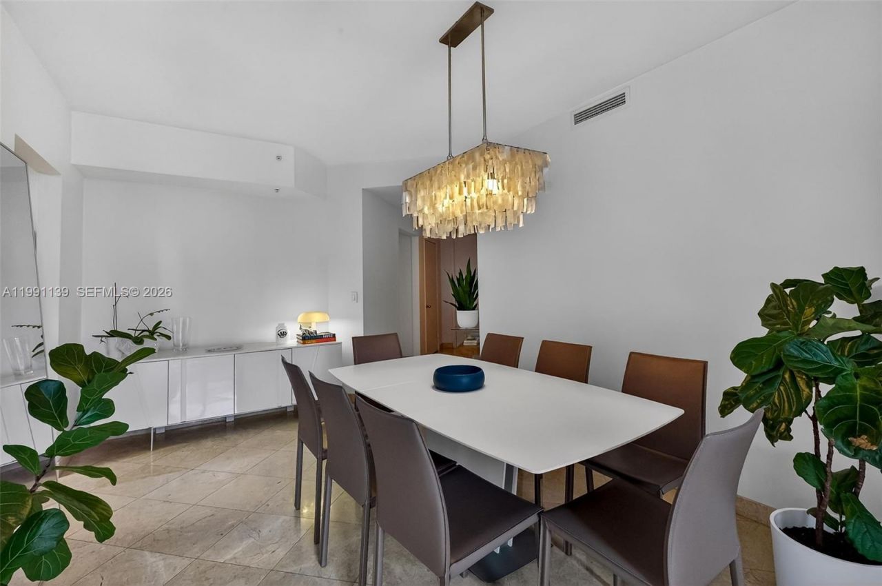 801 Brickell Key Blvd , Unit 2502, Miami, FL 33131 Photo