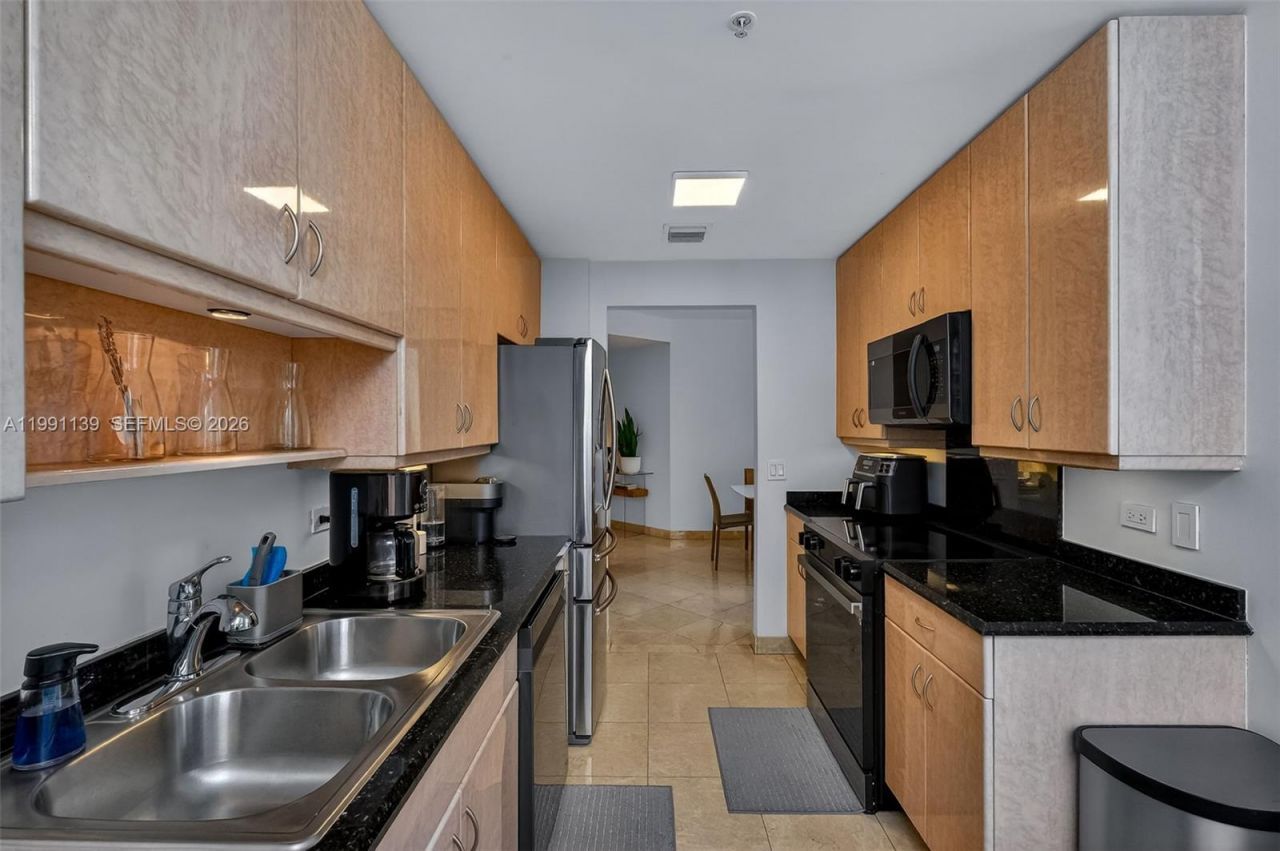 801 Brickell Key Blvd , Unit 2502, Miami, FL 33131 Photo