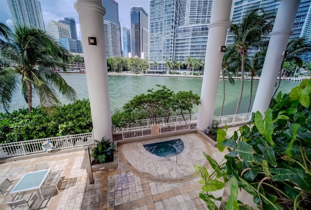 801 Brickell Key Blvd , Unit 2502, Miami, FL 33131 Photo