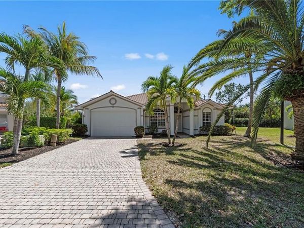 9623 Springlake CIR , ESTERO, FL 33928