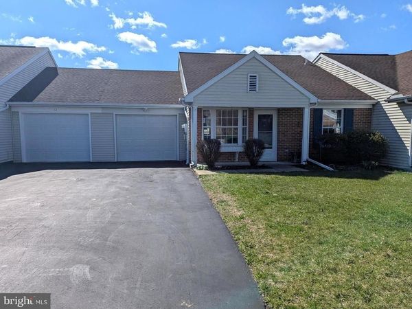 14 GREENSPRING DRIVE, MECHANICSBURG, PA 17050