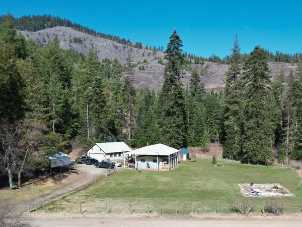 4143 North Deer Lake Rd, Loon Lake, WA 99148