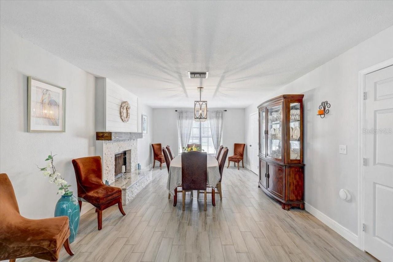 4710 Stearns Road, Valrico, FL 33596 Photo