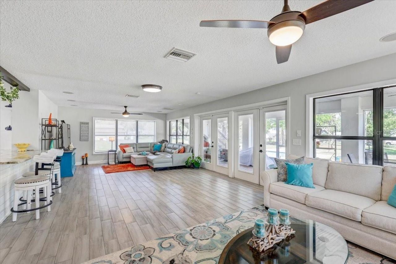 4710 Stearns Road, Valrico, FL 33596 Photo