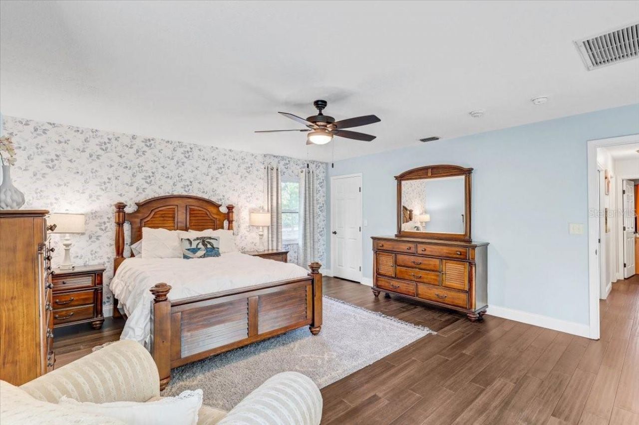 4710 Stearns Road, Valrico, FL 33596 Photo