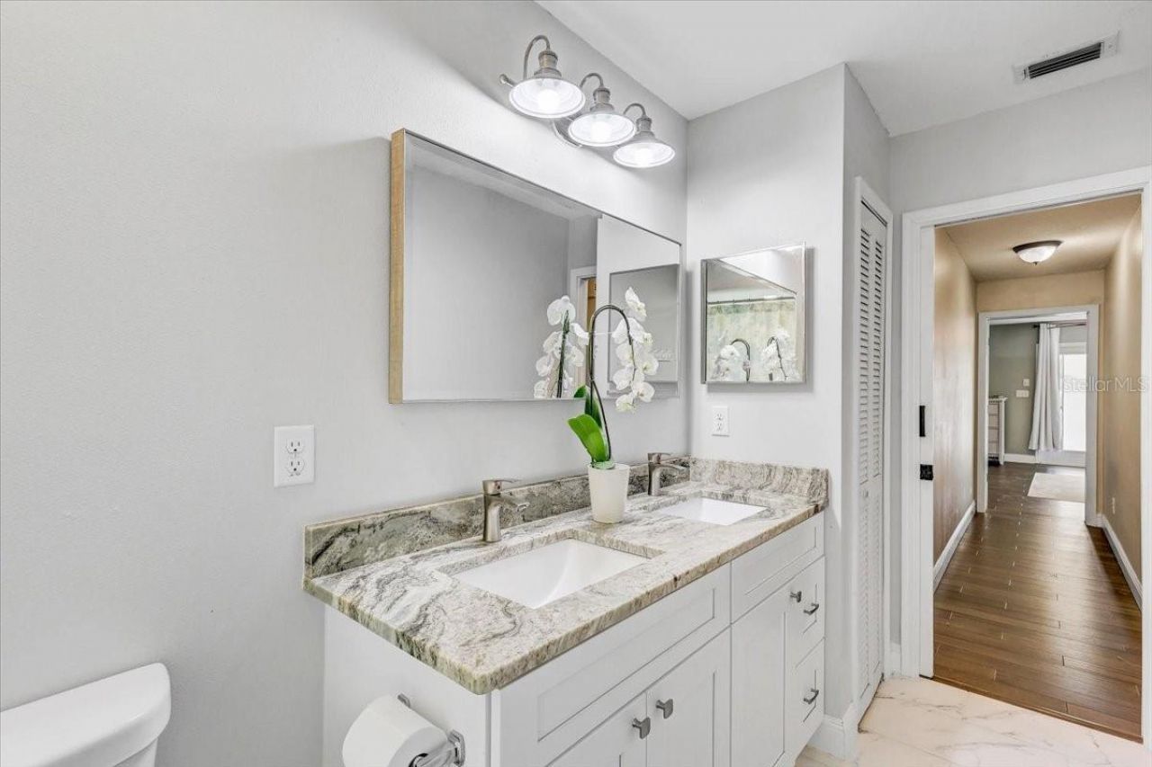 4710 Stearns Road, Valrico, FL 33596 Photo