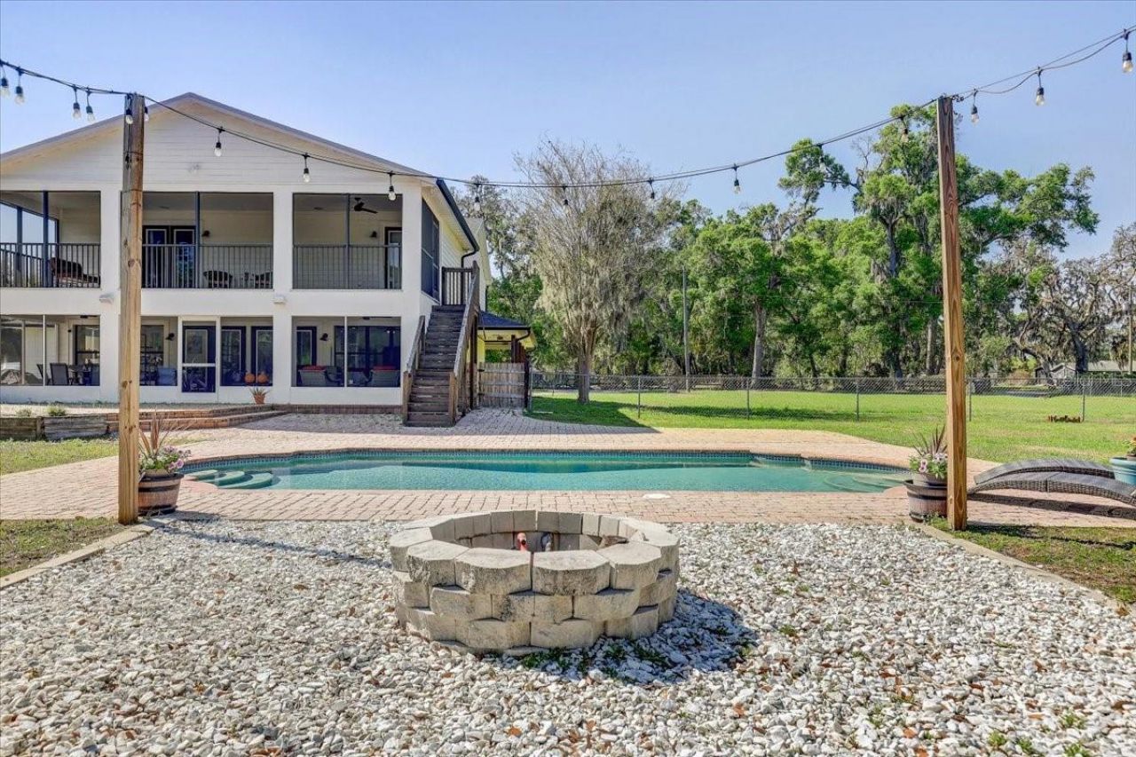 4710 Stearns Road, Valrico, FL 33596 Photo