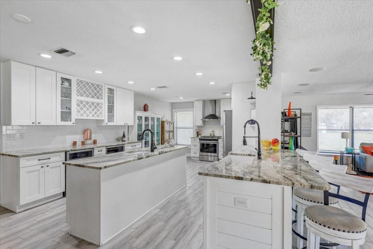 4710 Stearns Road, Valrico, FL 33596 Photo