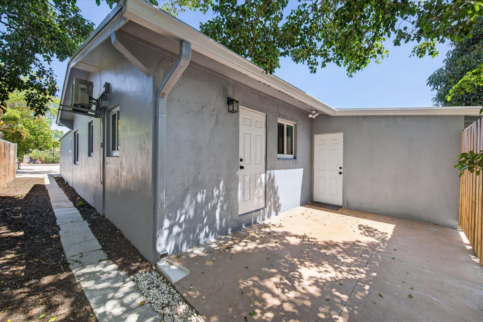 1908 NE 26th Street, Wilton Manors, FL 33305 Photo