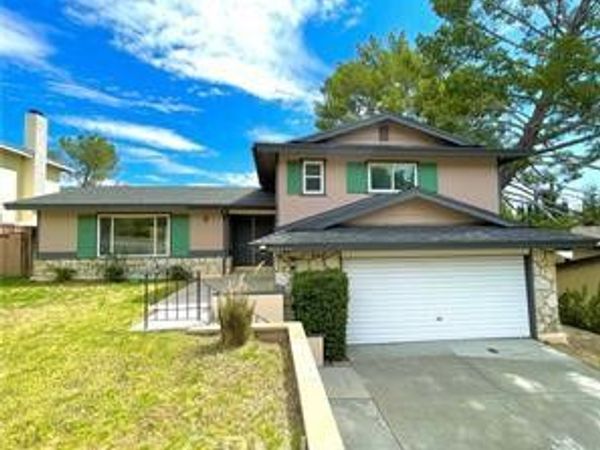 19331 Green Mountain, Newhall, CA 91321