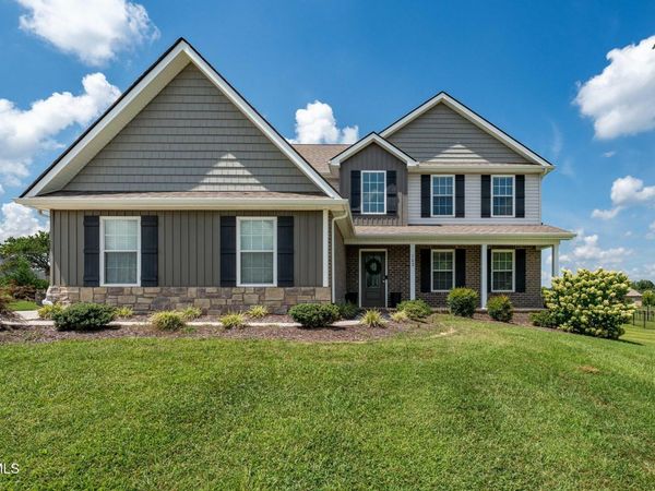 102 Mountain View Circle, Piney Flats, TN 37686