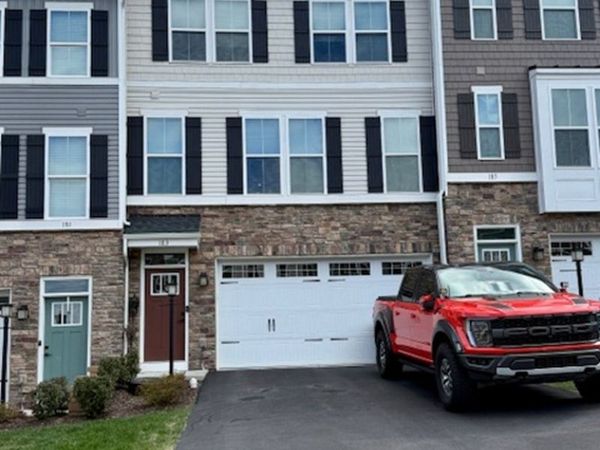 183 Moyer Hill Dr, Cranberry Twp, PA 16066