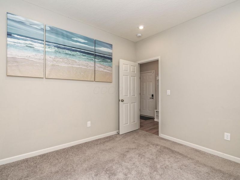 6090 Windcliff Drive E, Grove City, OH 43123 Photo 28