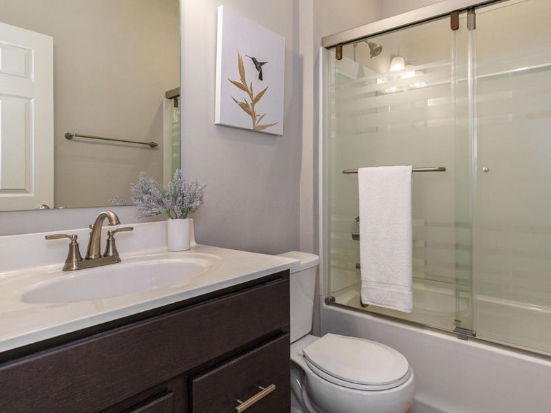 6090 Windcliff Drive E, Grove City, OH 43123 Photo 29