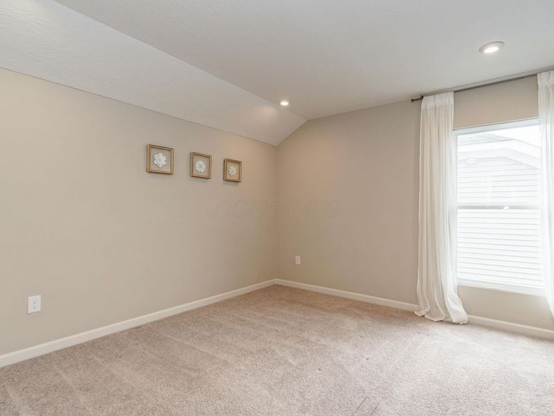 6090 Windcliff Drive E, Grove City, OH 43123 Photo 34