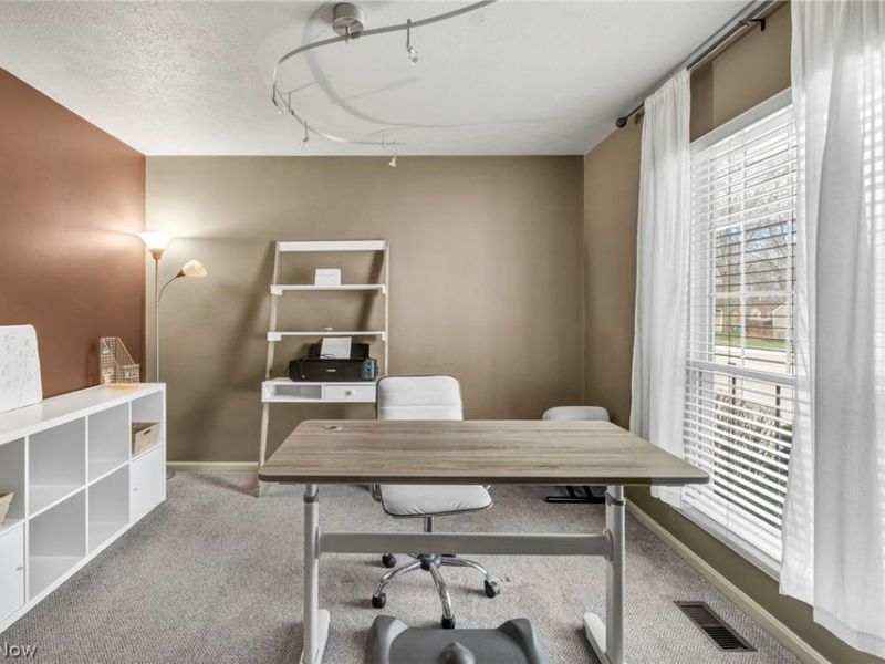 2210 Pine Tree Ln #23 Lane, Unit 23, Twinsburg, OH 44087 Photo 11