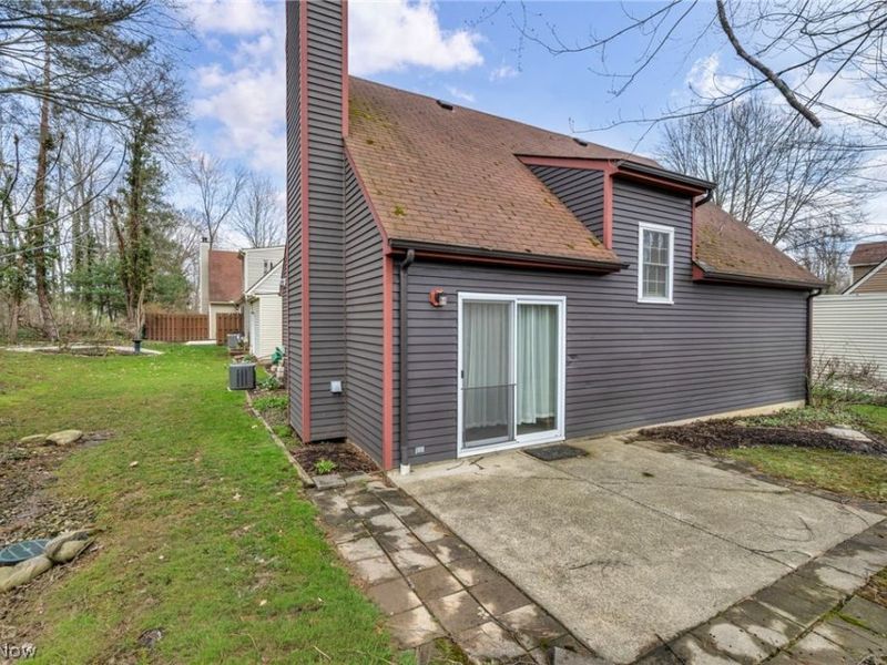 2210 Pine Tree Ln #23 Lane, Unit 23, Twinsburg, OH 44087 Photo 14