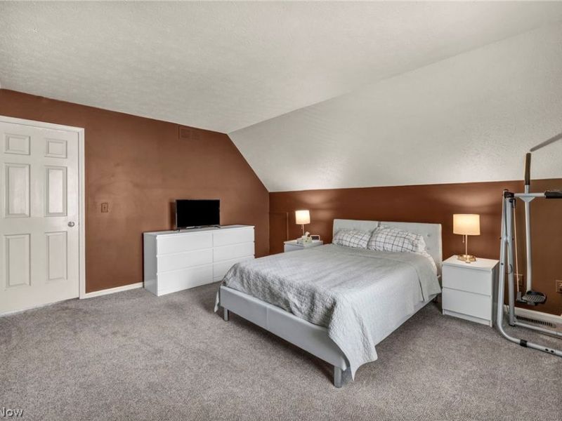 2210 Pine Tree Ln #23 Lane, Unit 23, Twinsburg, OH 44087 Photo 9