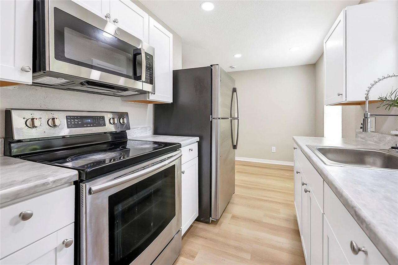 107 Academy Avenue , Sanford, FL 32771 Photo