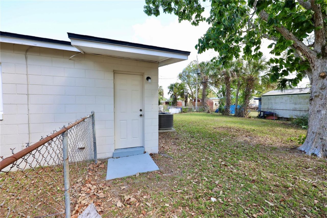 107 Academy Avenue , Sanford, FL 32771 Photo