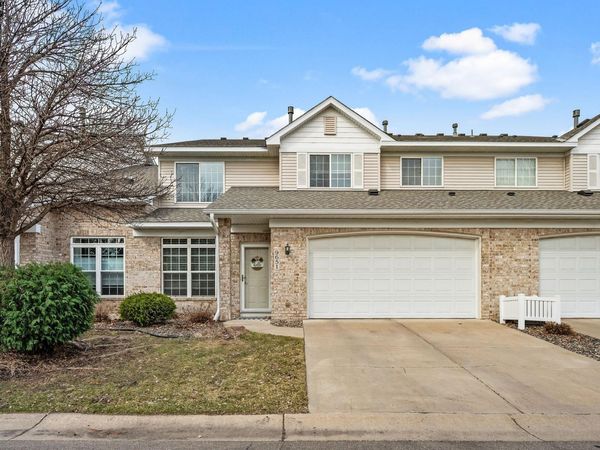 9651 Belmont Lane, Eden Prairie, MN 55347