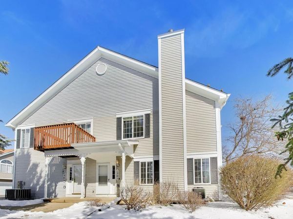 1207 Sandhurst Lane , Unit C, South Elgin, IL 60177